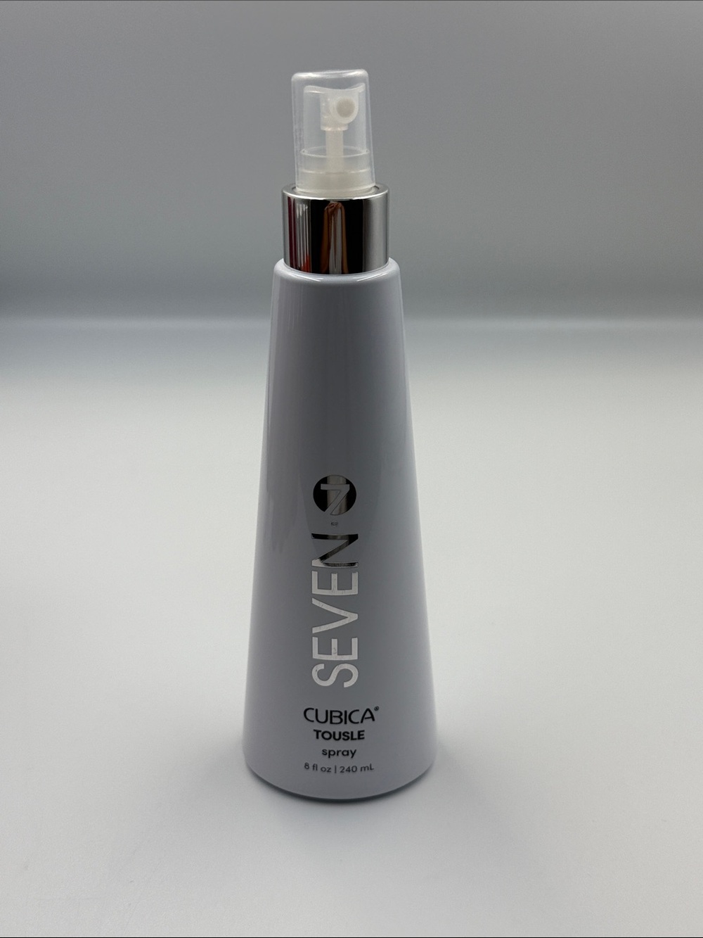 Seven7 Cubica Tousle Spray in White with Silver Accents